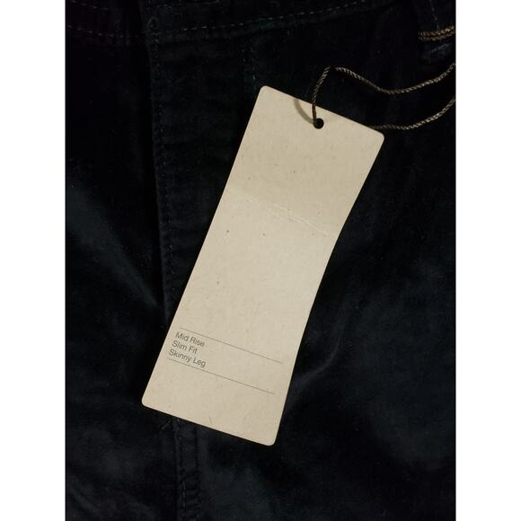 Levis Jeans Size 14 Womens Black Velvet Pants Stretch Mid Rise Skinny NWT - Picture 3 of 16